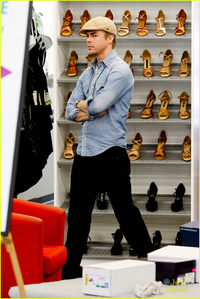 Derek Hough: Dance Shoe Shopping