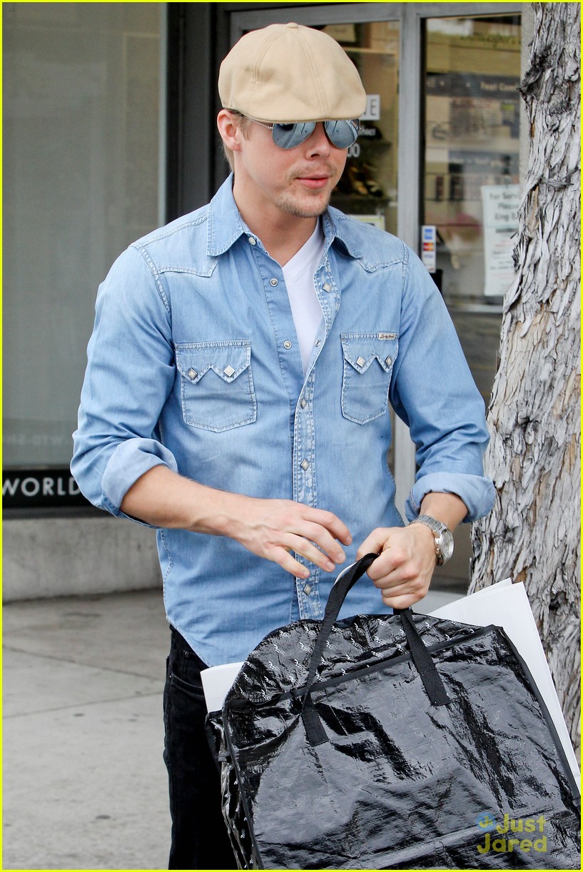 Derek Hough: Dance Shoe Shopping