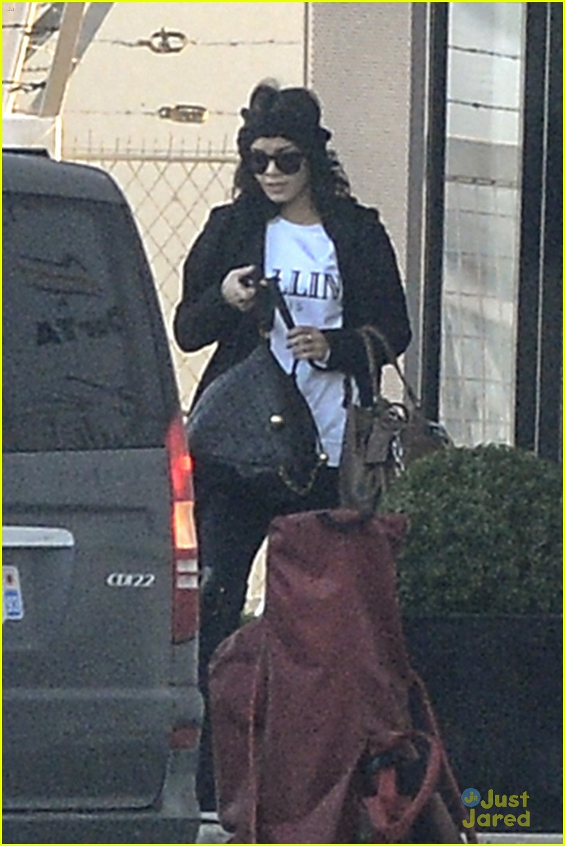 Vanessa Hudgens: Selena Gomez is 'Doing Great' Post-Breakup