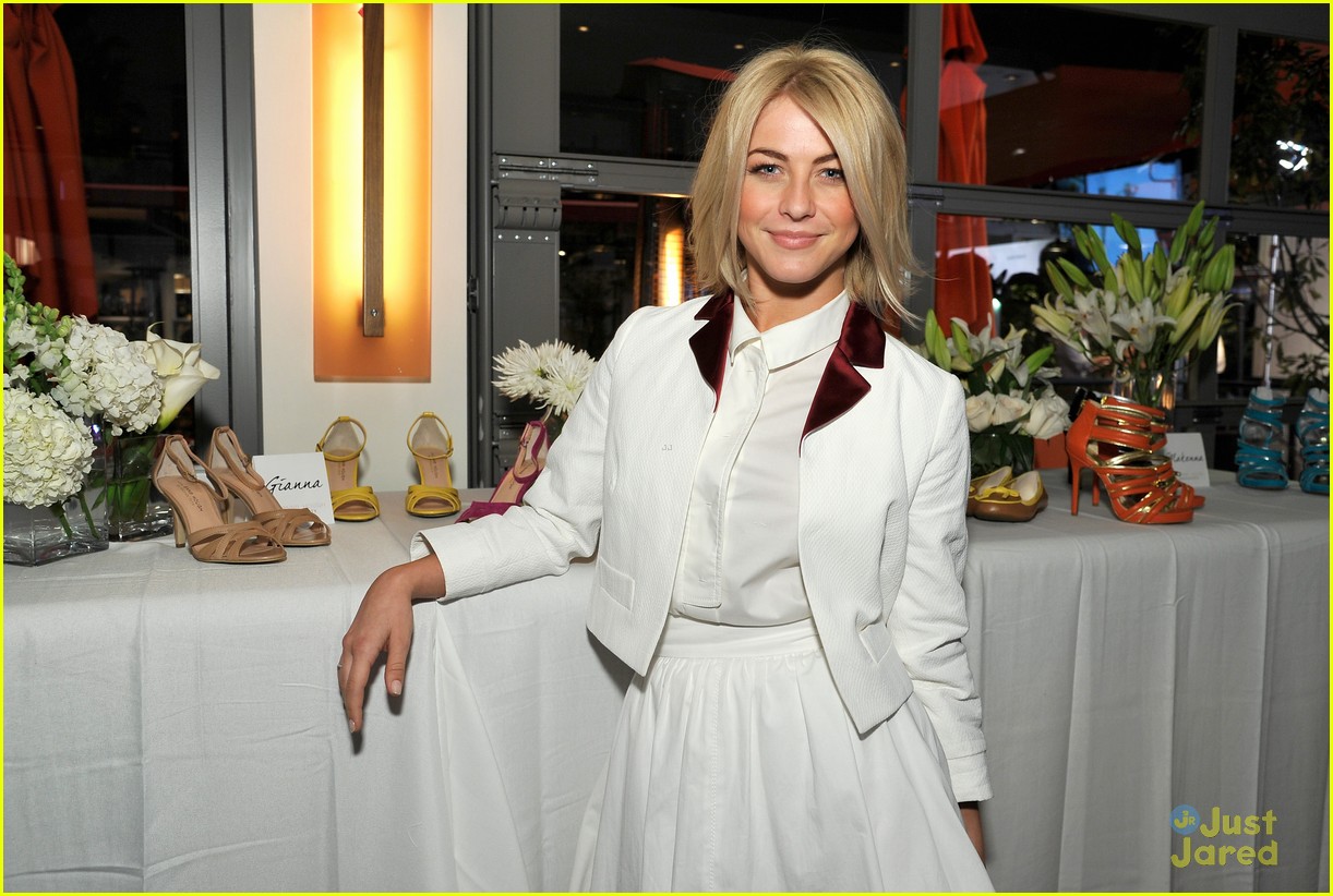 Julianne Hough: Final Touches for Sole Society Shoe Collection