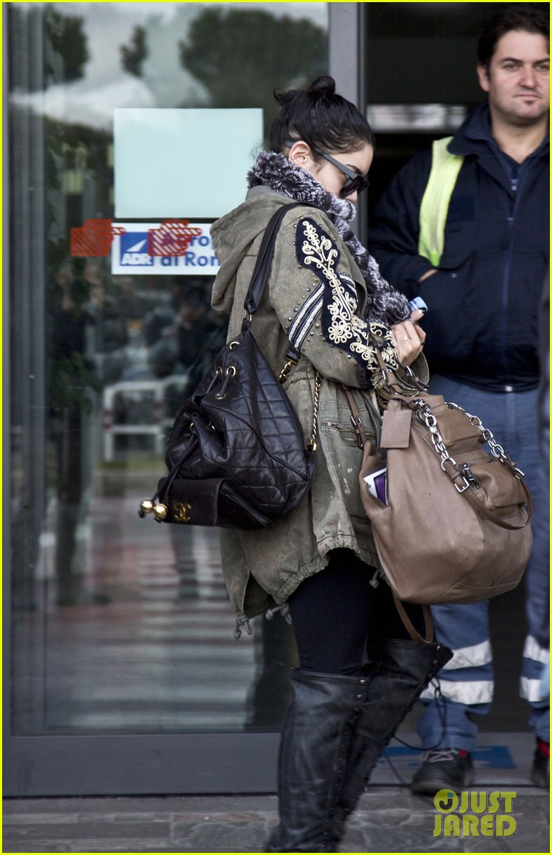 Vanessa Hudgens: Rome Arrival!