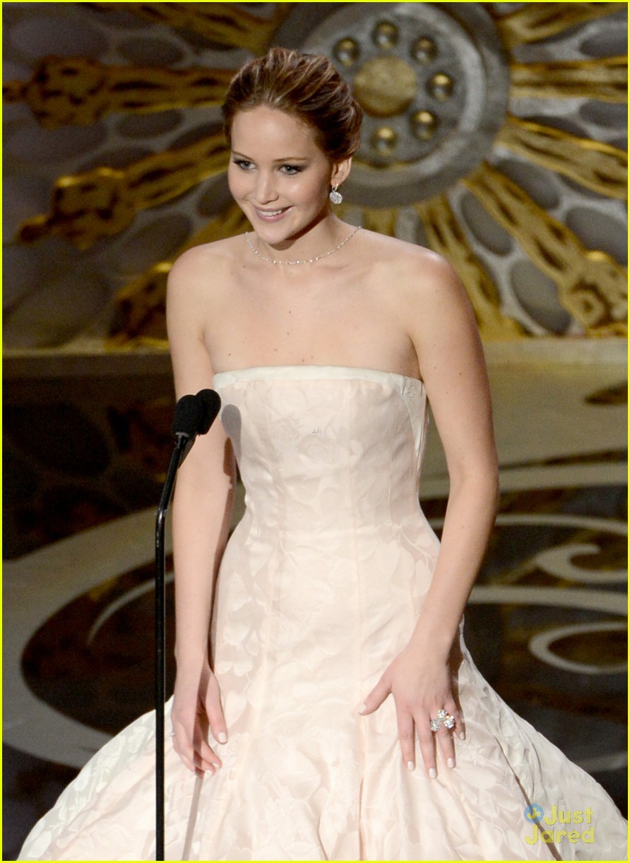 Jennifer Lawrence: Oscars 2013 Best Actress Winner!
