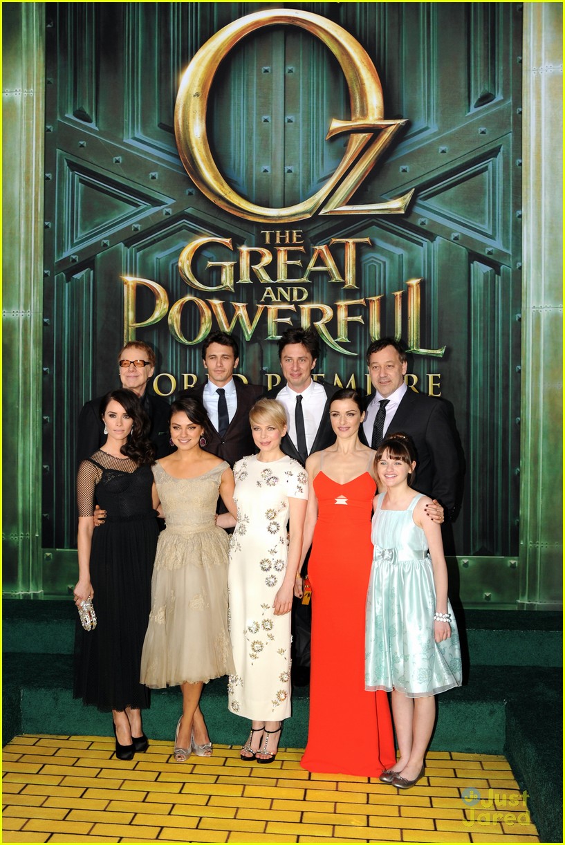 Joey King: 'Oz The Great & Powerful' Premiere!