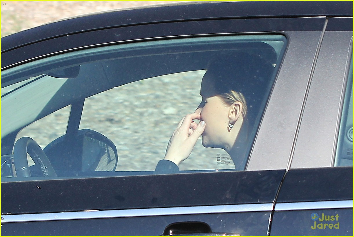 Jennifer Lawrence To Present at the Oscars!