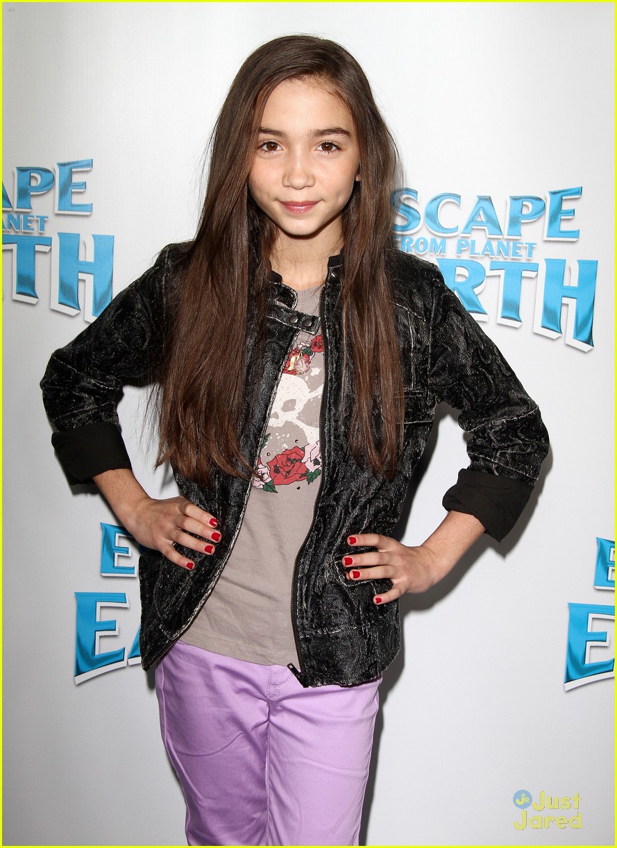 Rowan Blanchard Escapes From Planet Earth