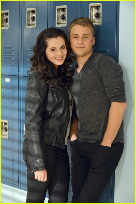 Zoey Deutch on 'Switched at Birth' -- First Pics!