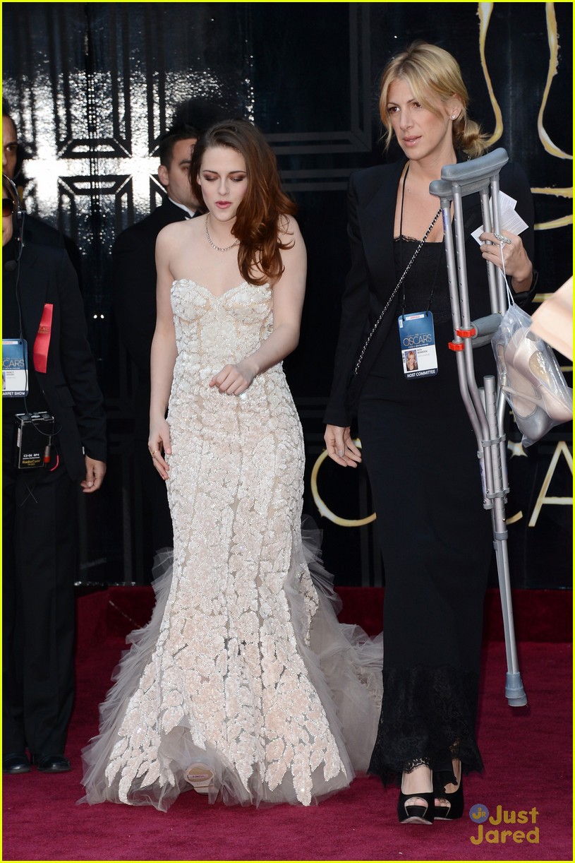 Kristen Stewart - Oscars 2013