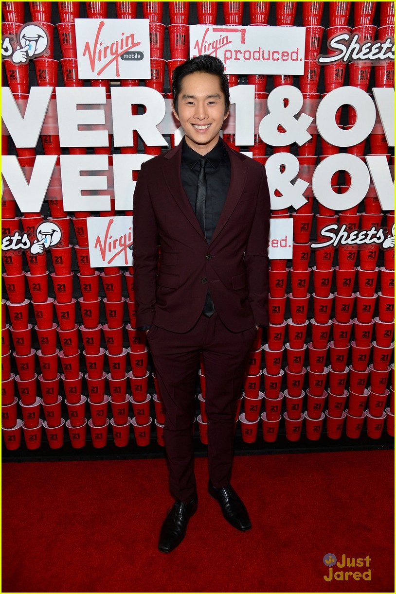 Miles Teller: '21 & Over' Premiere with Justin Chon!