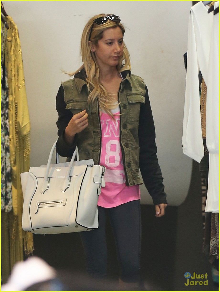 Ashley Tisdale: Planet Blue Stop