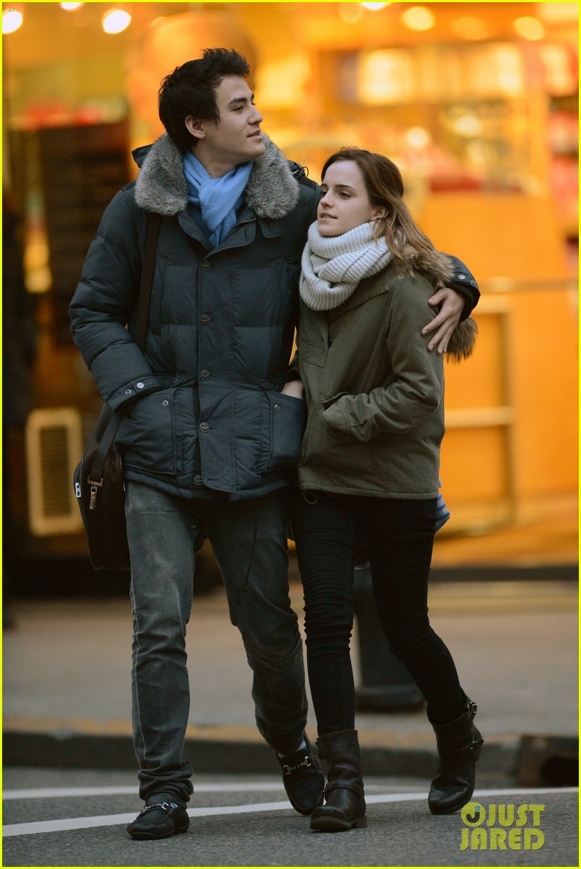 Emma Watson & Will Adamowicz: New York City Stroll!