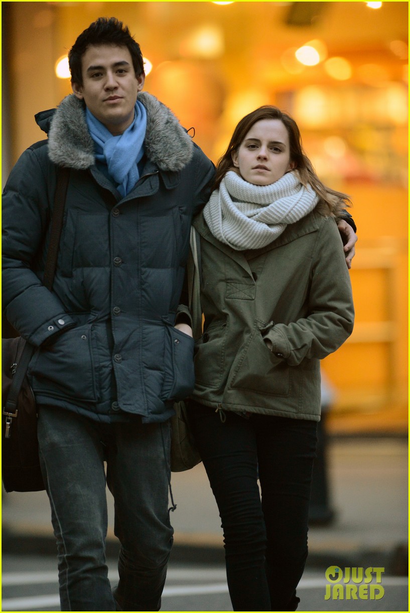 Emma Watson & Will Adamowicz: New York City Stroll!