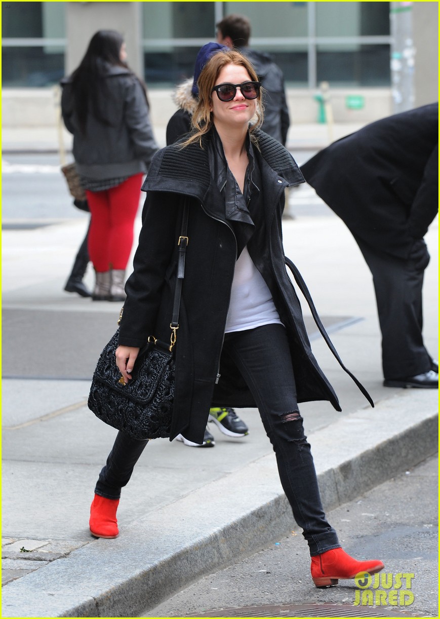 Ashley Benson: Greeting Fans In NYC!