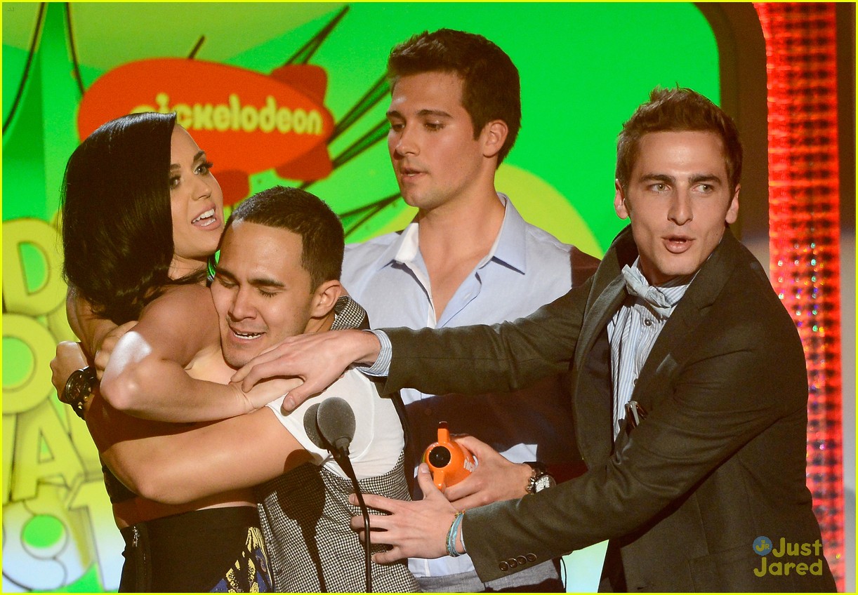 Big Time Rush - Kids’ Choice Awards 2013 Red Carpet