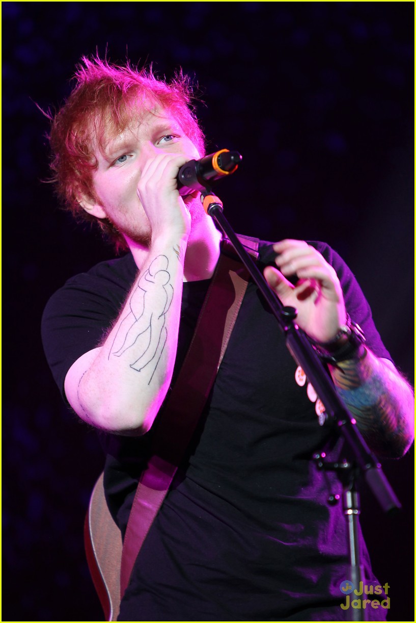 Ed Sheeran: NJ Concert Pics!