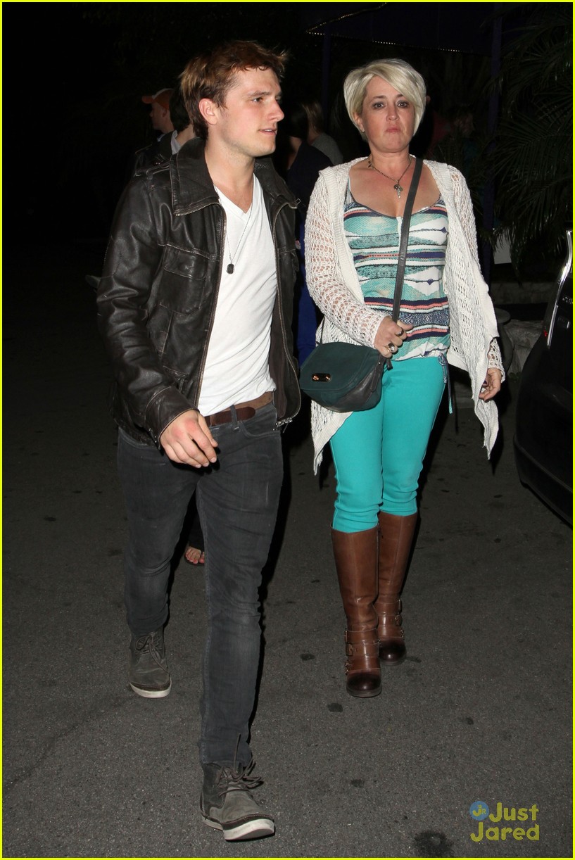 Josh Hutcherson: Bowling with Mom Michelle!