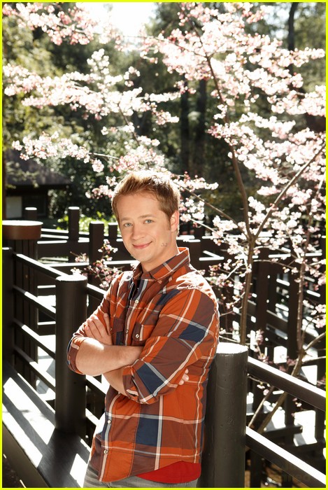 'Kickin' It' Cast Promo Pics!