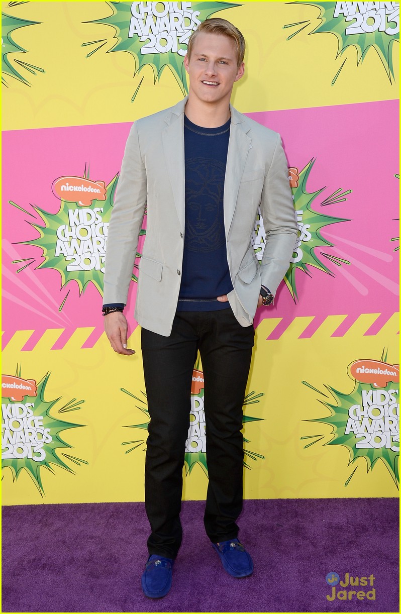 Alexander Ludwig - Kids' Choice Awards 2013 Red Carpet