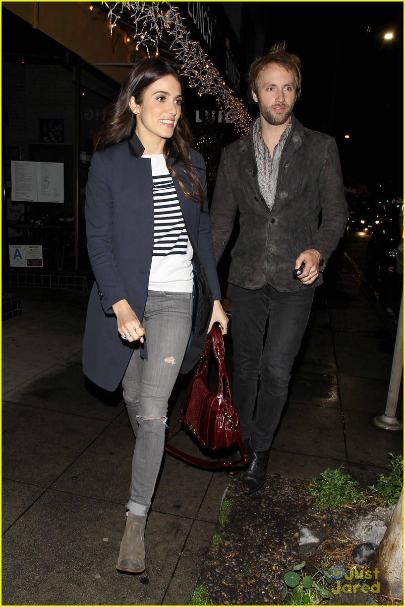 Nikki Reed & Paul McDonald: Sushi Sweeties
