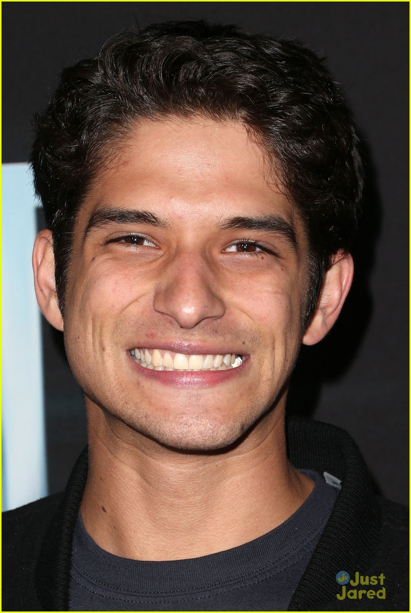 Tyler Posey & Seana Gorlick: 'The Host' Premiere Pair!