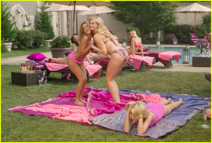 Sara Paxton Gets 'Lovestruck' -- More Stills!