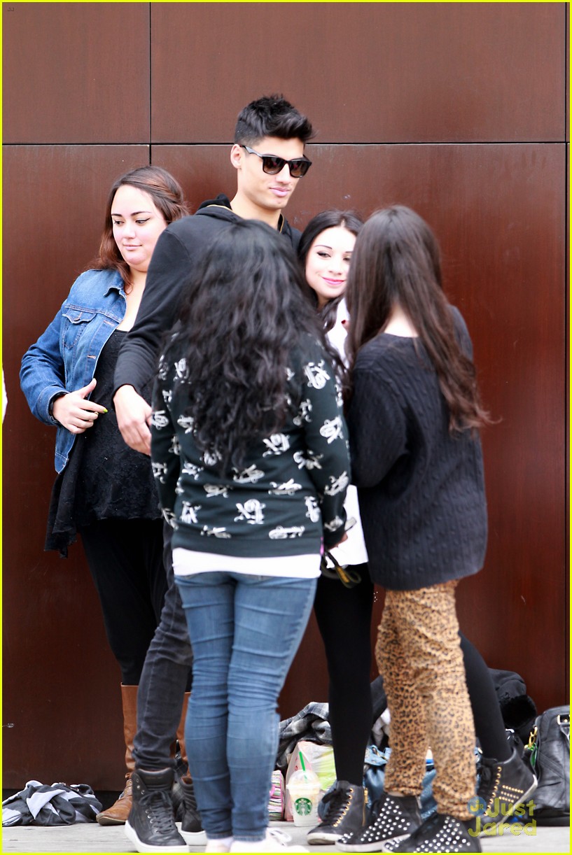 Siva Kaneswaran: Fan Friendly in LA!