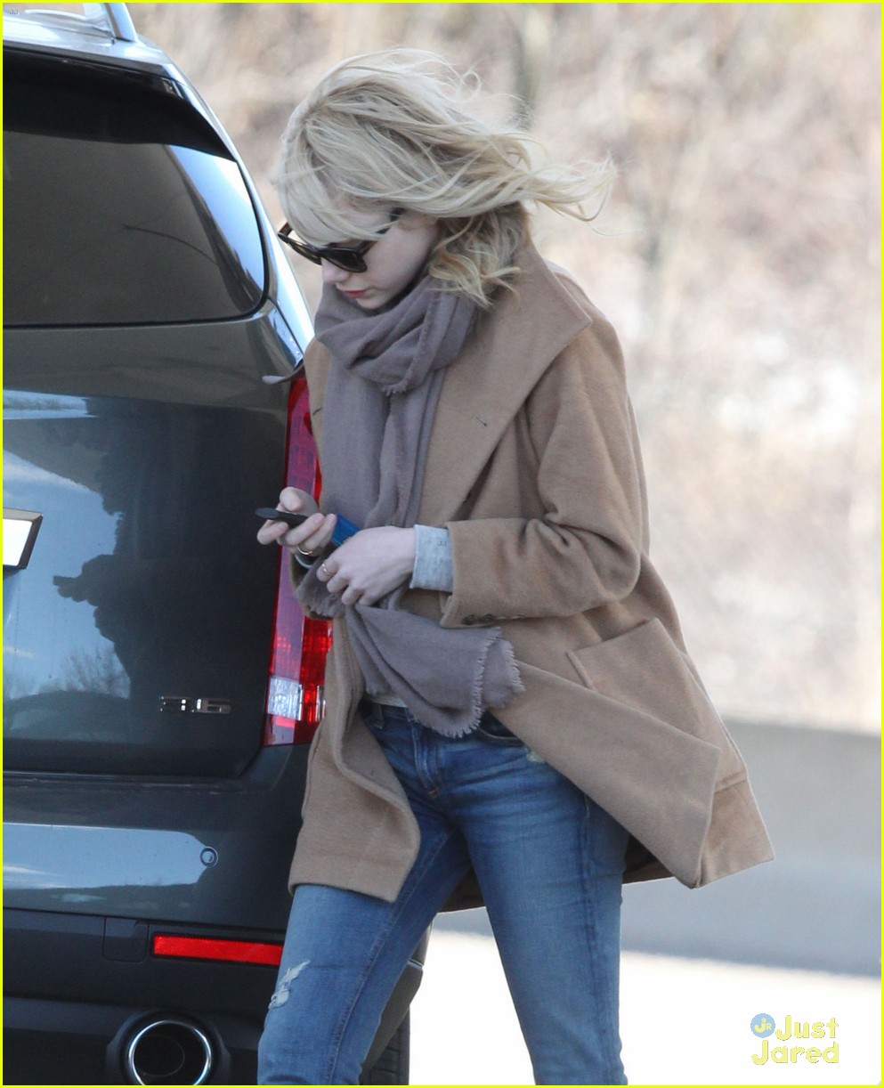 Emma Stone: Gas Station Stop