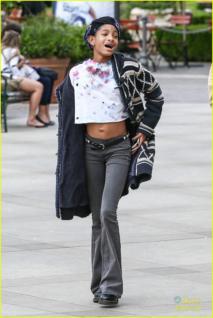 Willow Smith: Movie Monday!
