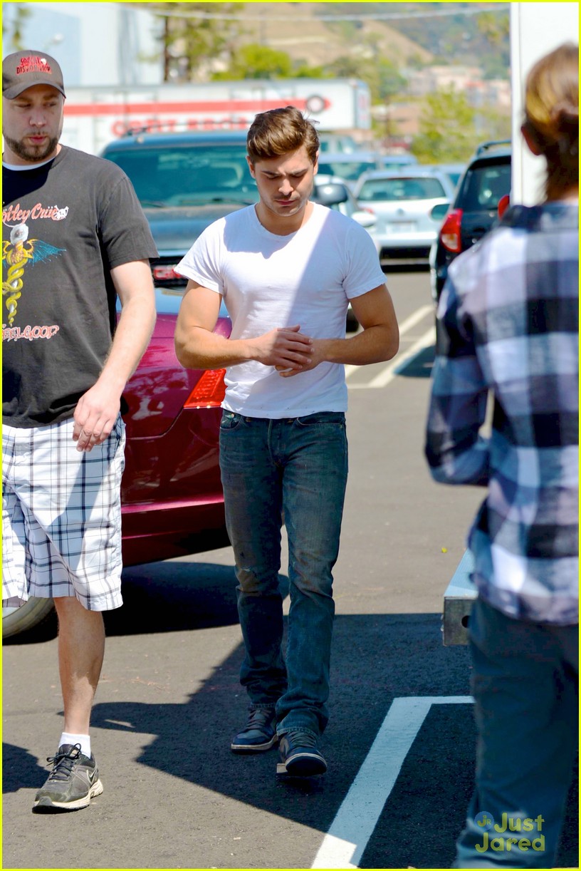 Zac Efron: 'Townies' Set in Los Angeles!