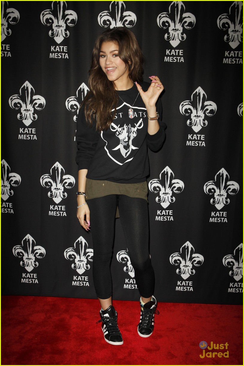 Zendaya: 'Dancing With The Stars' Gifting Suite