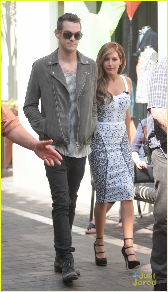 Ashley Tisdale: Darker Hair at The Grove!