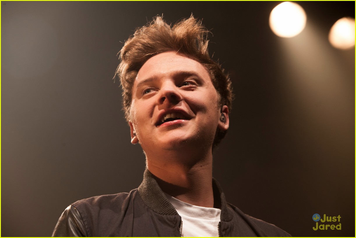 Conor Maynard: Paris Performance Pics!