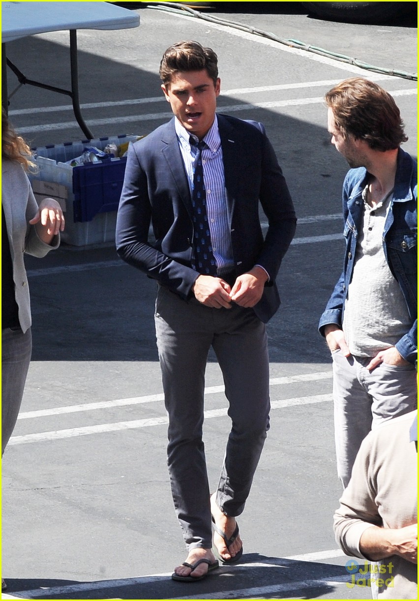 Zac Efron: Flip Flops on 'Townies' Set