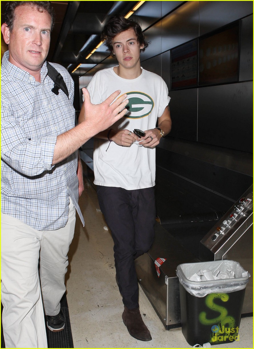 Harry Styles: One Direction Wins at Radio Disney Music Awards 2013!