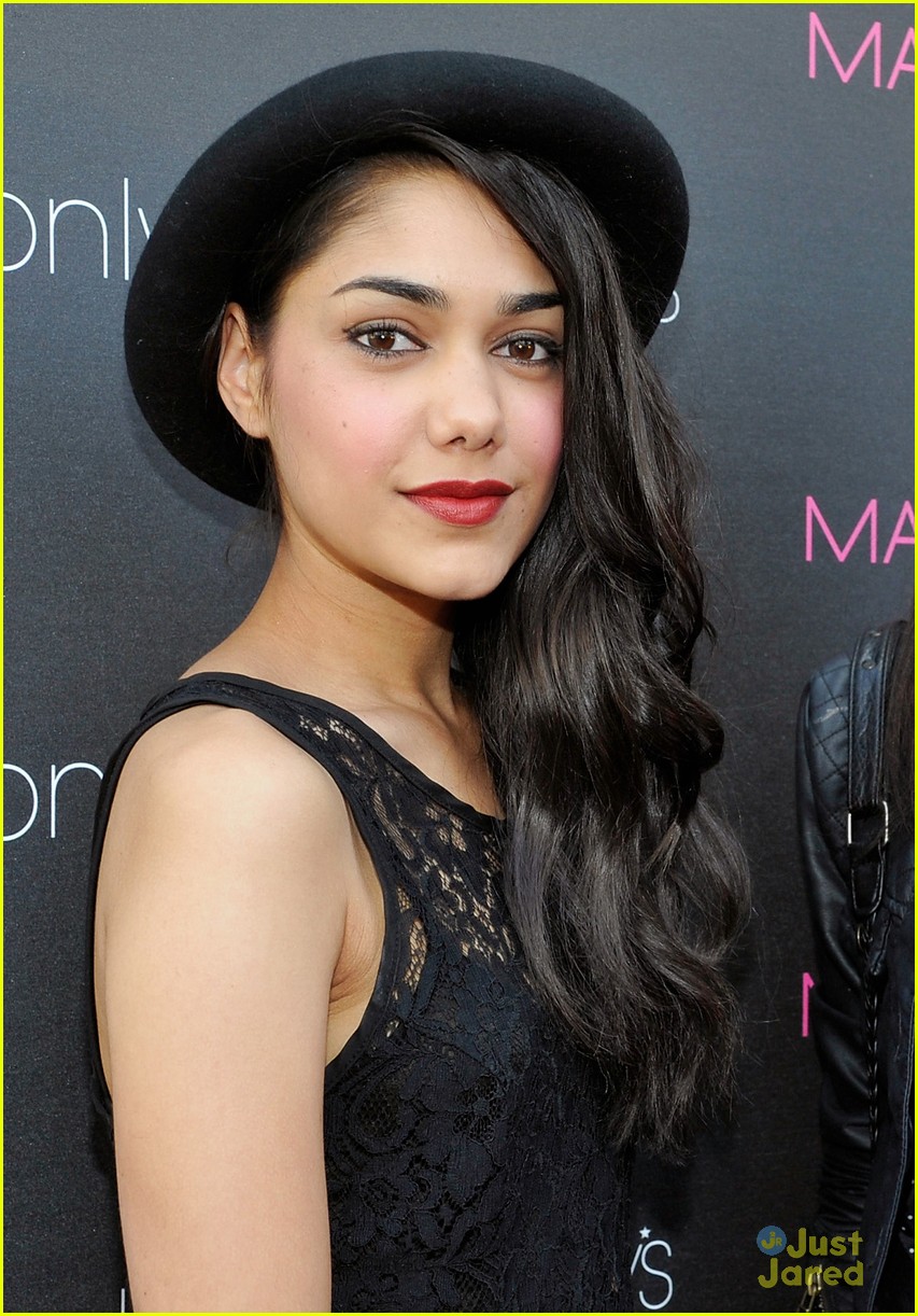 Jade Ramsey & Tasie Lawrence: Madonna Exhibit Pop-Up Pair