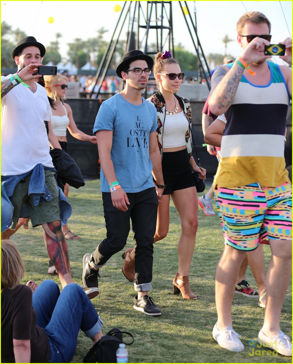 Joe & Nick Jonas: Lacoste Desert Pool Party