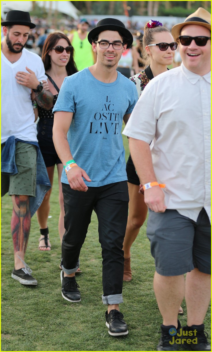 Joe & Nick Jonas: Lacoste Desert Pool Party