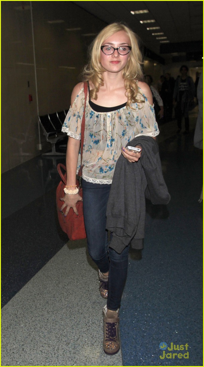 Peyton List: LAX Arrival