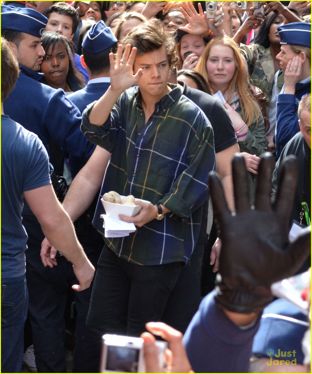 One Direction Swarmed By Fans in Belgium