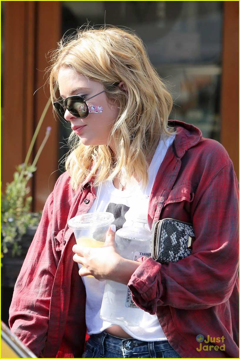 Ashley Benson: Night Out with Tyler Blackburn!