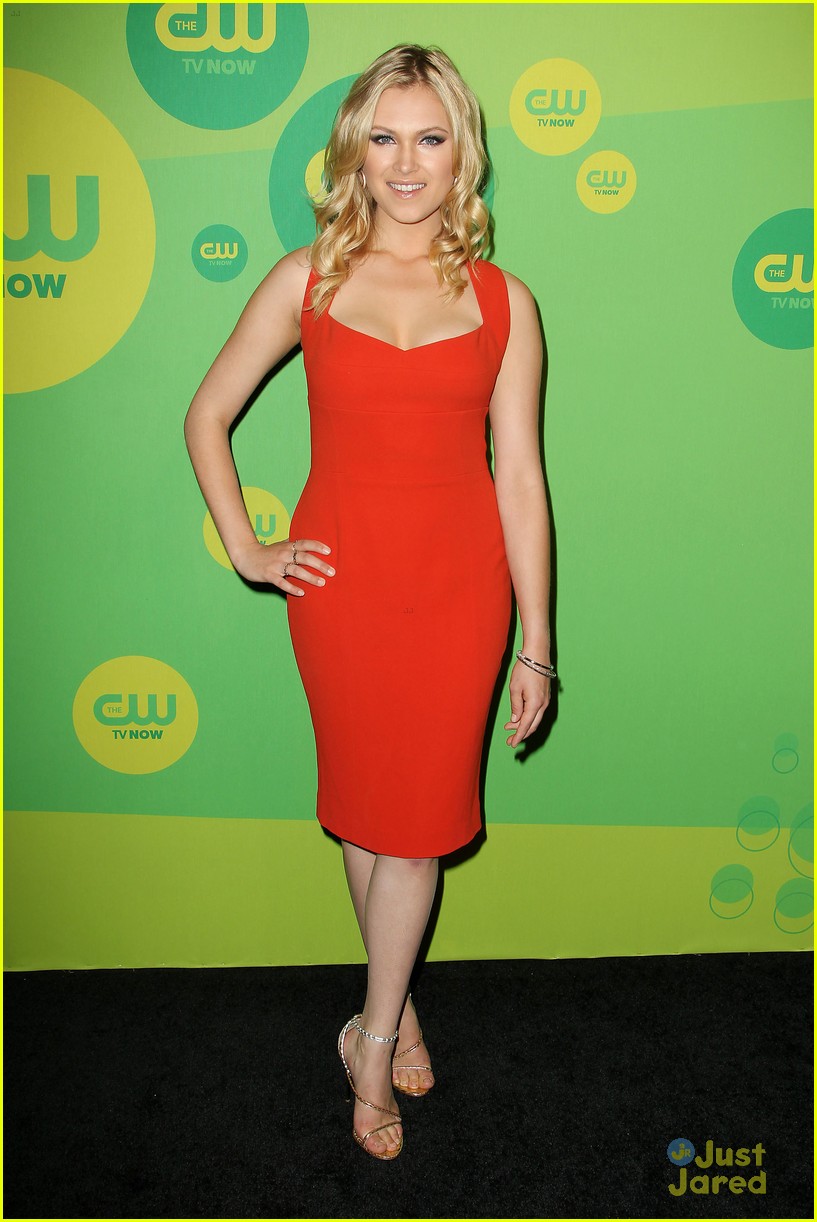 Eliza Taylor & Marie Avgeropoulos: 'The 100' at CW Upfronts 2013