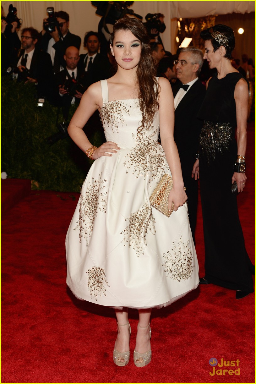 Hailee Steinfeld -- Met Ball 2013