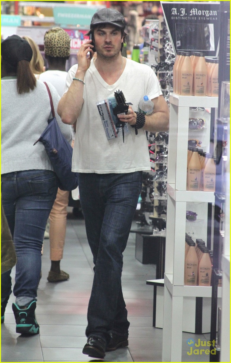 Ian Somerhalder: Fast Food Freaks Me Out!