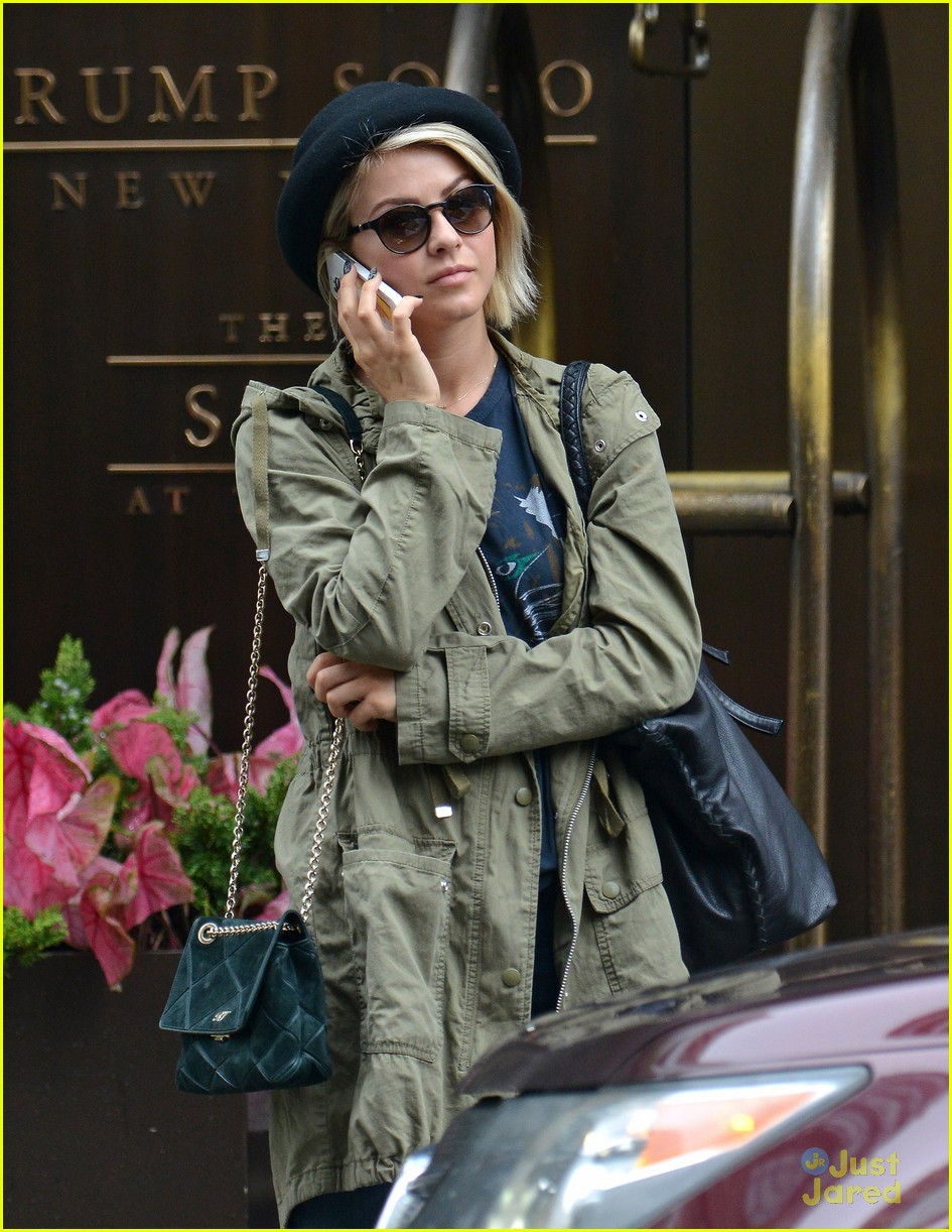 Julianne & Derek Hough: Separate Coast Siblings