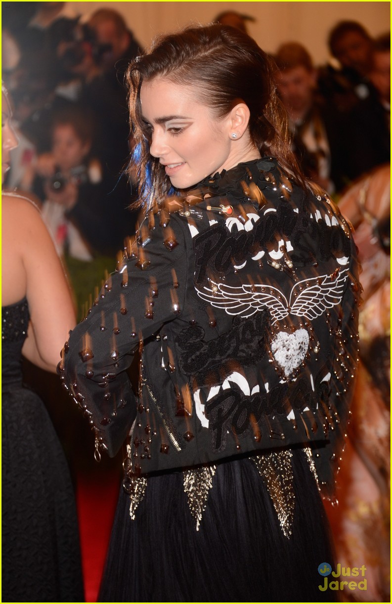 Lily Collins & Jamie Campbell Bower -- Met Ball 2013
