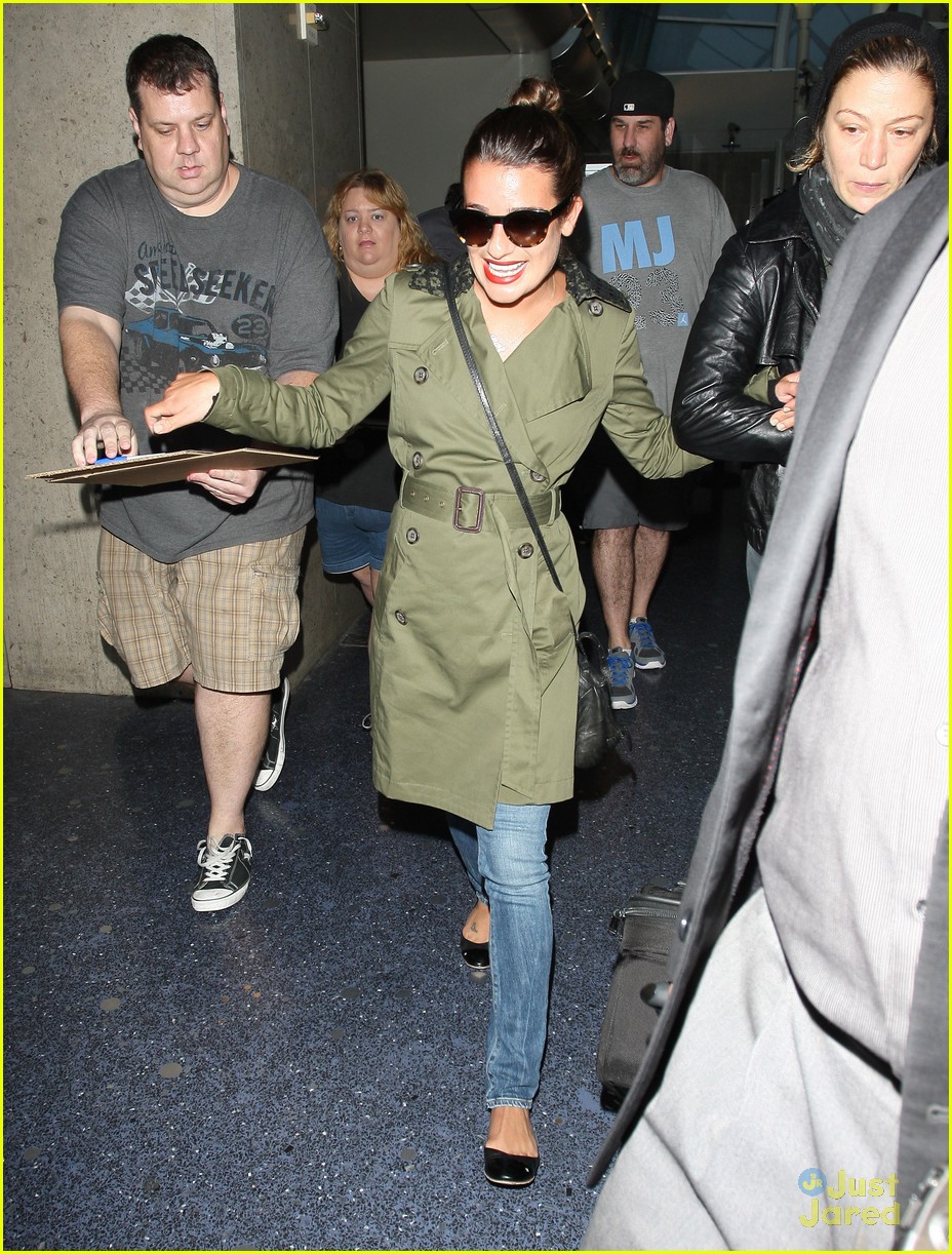 Lea Michele: Red Lipstick LAX Lovely!