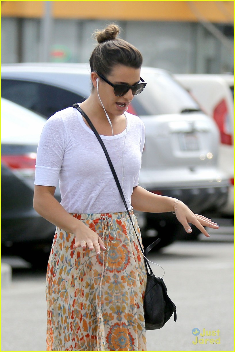 Lea Michele Gets Groceries; Cory Monteith Steps Out Solo
