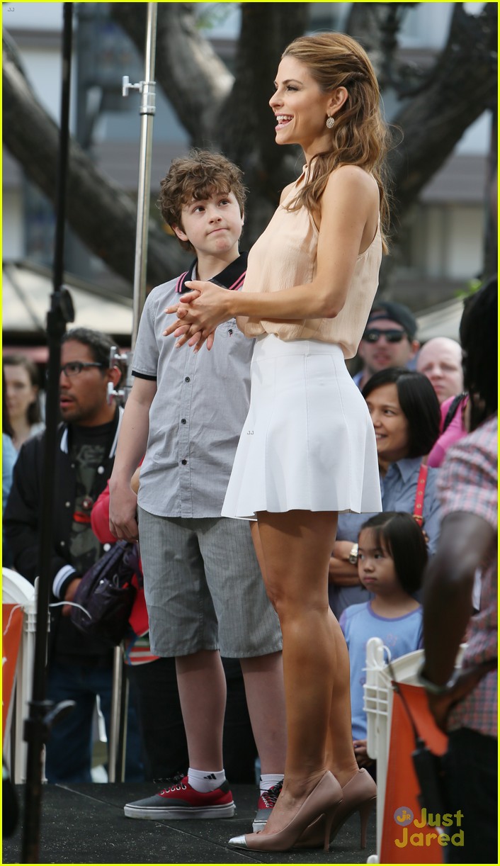 Nolan Gould: 'Extra' Appearance at The Grove