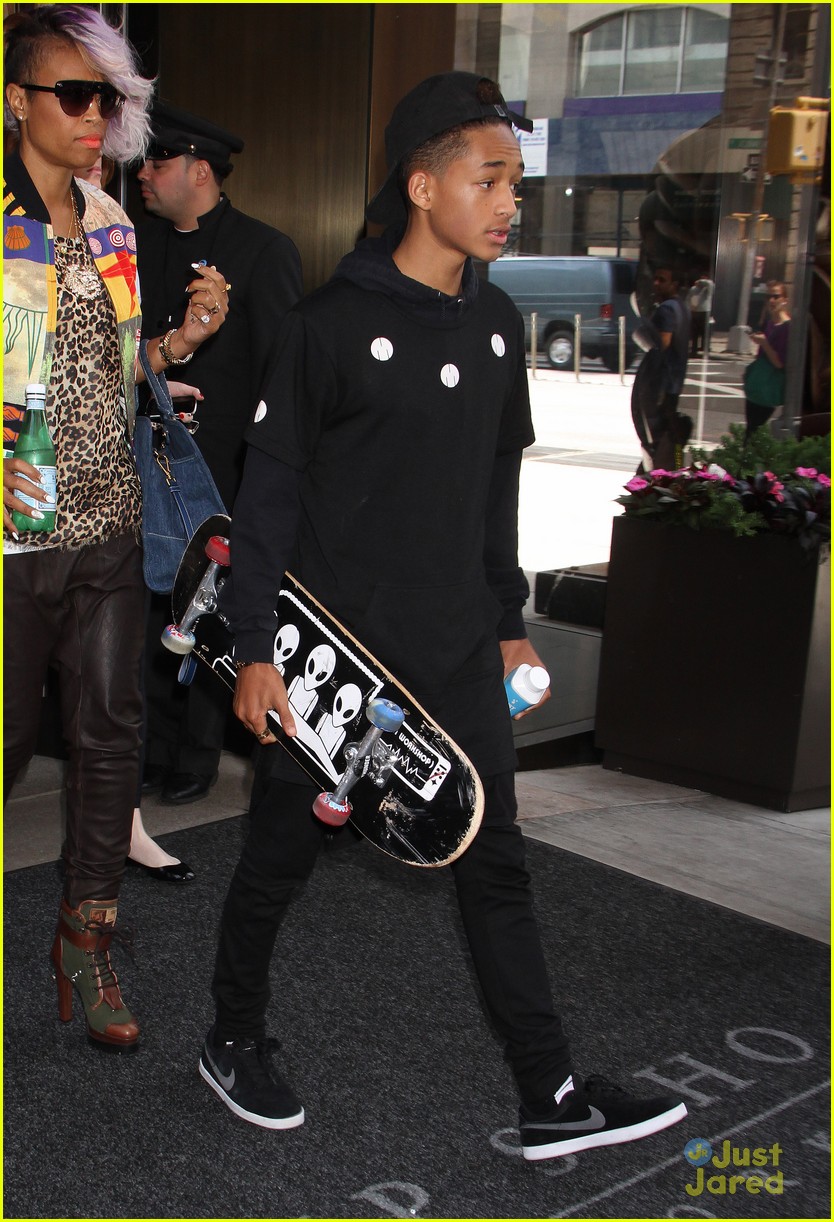 Jaden Smith Steps Out Solo in NYC