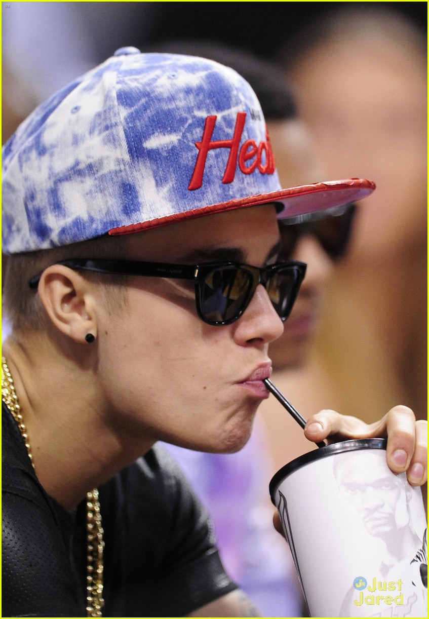Justin Bieber Sits Courtside at Miami Heat Playoff Game
