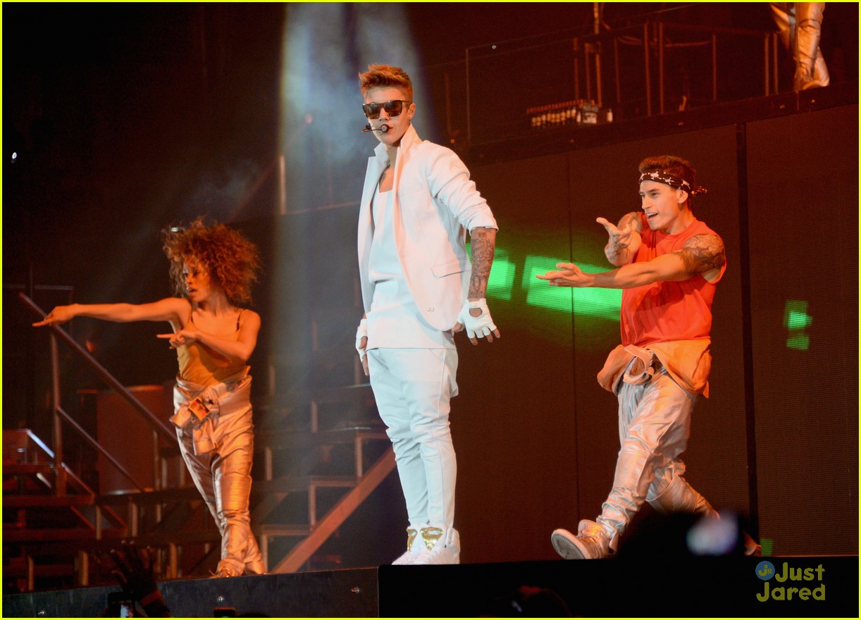 Justin Bieber: San Diego Tour Stop Pics!